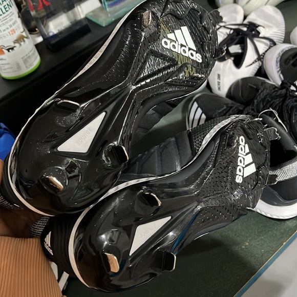 Adidas Men’s Baseball Cleats - Picture 4 of 4